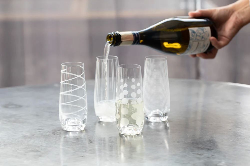 Mikasa Cheers Glass Set – 4 Elegant Pieces for Stylish Dining