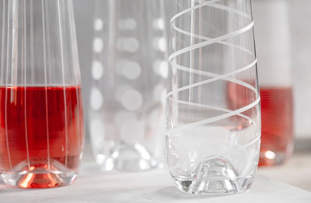 Mikasa Cheers Glass Set – 4 Elegant Pieces for Stylish Dining
