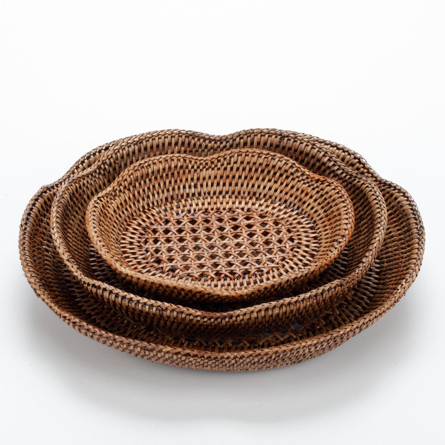 Woven Fruit Bowl Made from Natural Rattan, 27*22*6 cm, 71052-brown