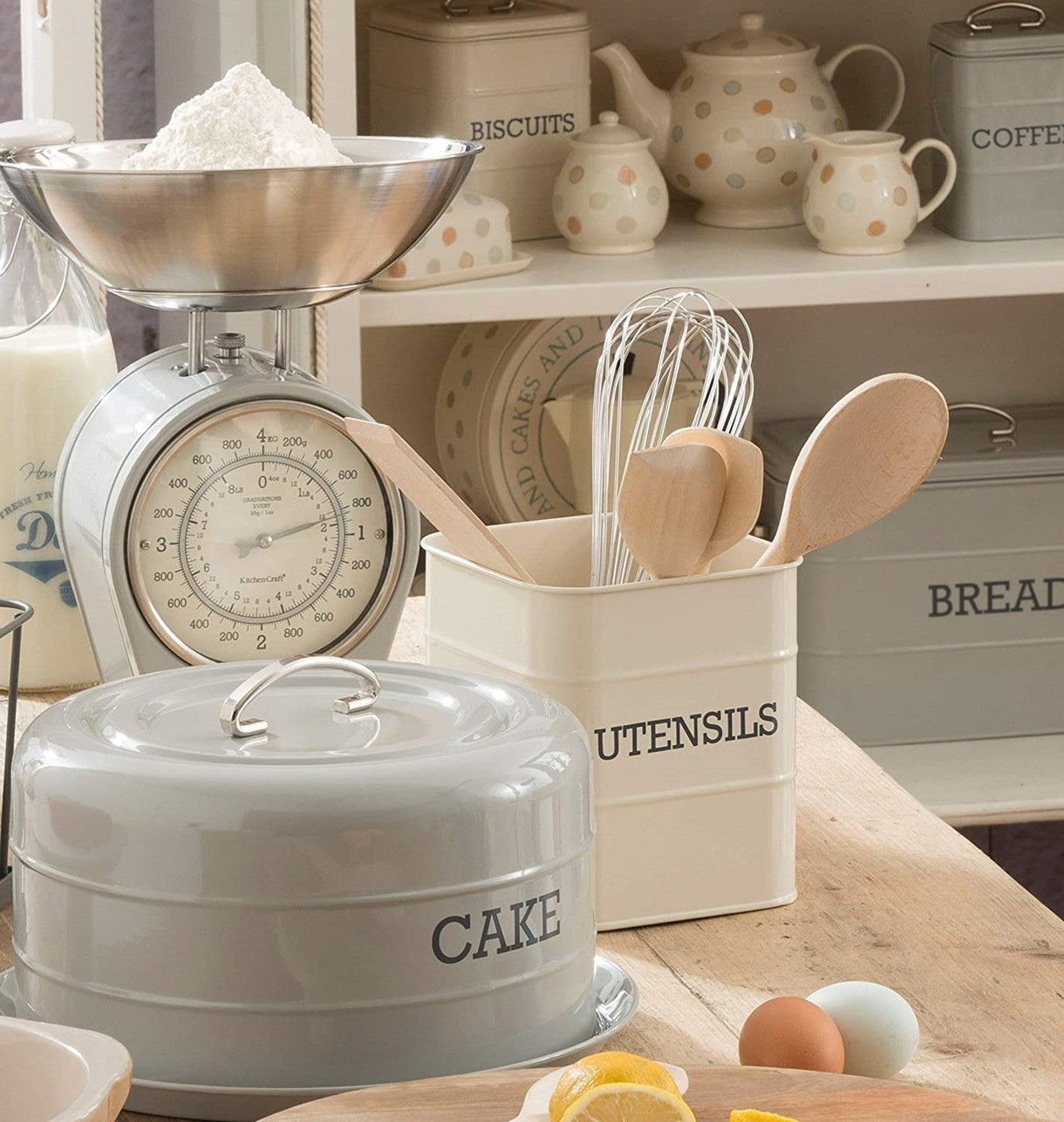Stand for Living Nostalgia appliances, 15*16 cm, LNUTENCRE