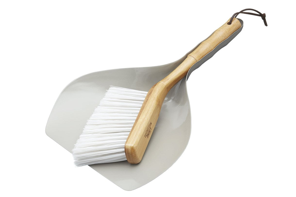 Brush with Scoop Living Nostalgia