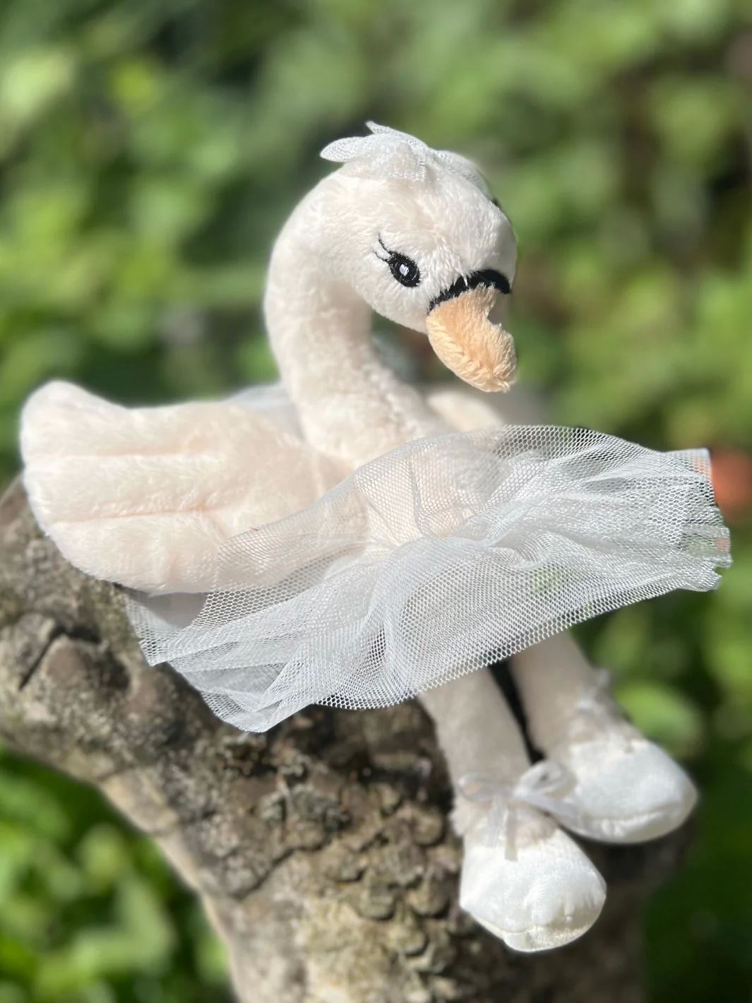 Bukowski Plush Swan “Little Odette” – 15 cm Graceful Scandinavian Toy