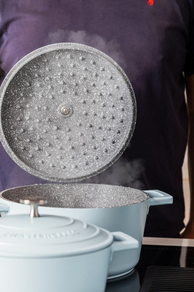MasterClass Sky Blue pan, 5 L, MCMCRD28SKY